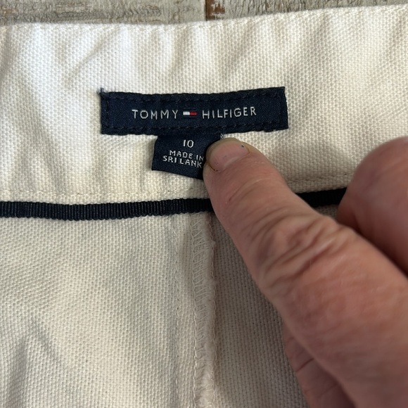 TOMMY HILFIGER MULTICOLOR STRIPES, FLAT HIGH WAIST, POCKET SHORTS SIZE 10 - Picture 4 of 13